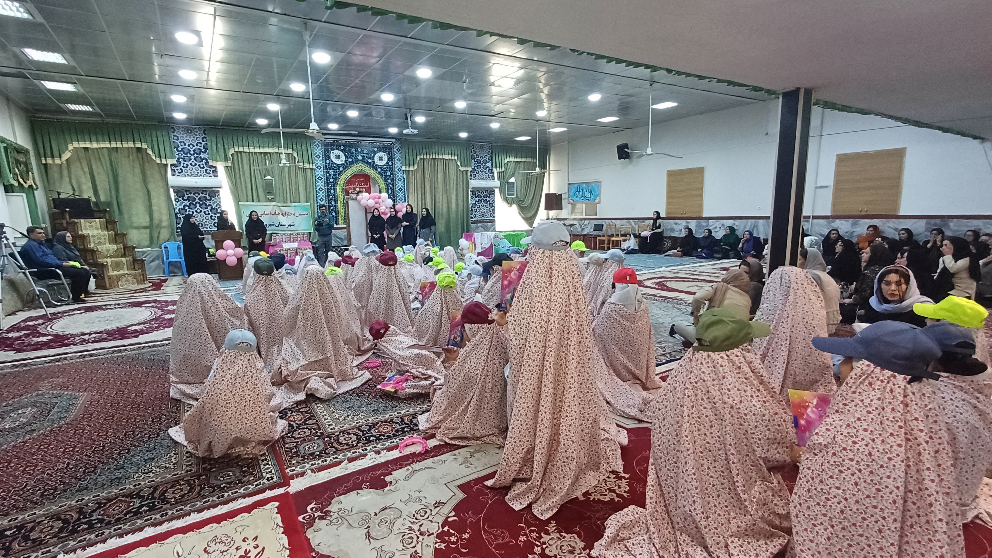 جشن تکلیف دانش آموزان دبستان هیأت امنایی ضحی یک