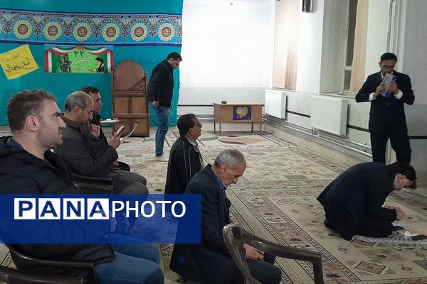 مراسم ایام الله دهه فجر در دبیرستان معارف صدرای ولایت