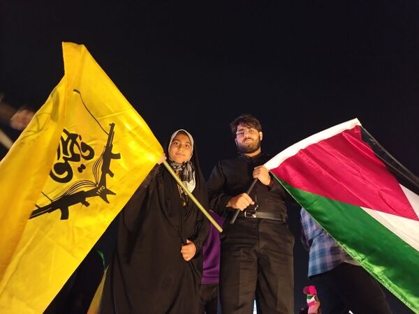 شادی مردم در شاهکار نیروهای سپاه پاسداران 