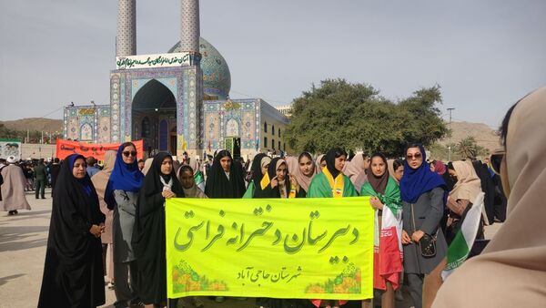 حضور پرشور مردم حاجی‌آباد در راهپیمایی باشکوه ۲۲ بهمن