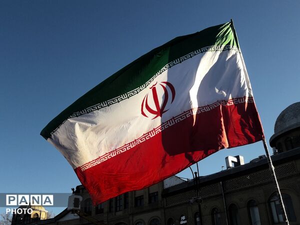خروش مردم همدان در فراق امام امت