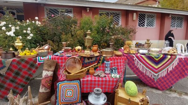 بزرگداشت هفته مازندران در دبیرستان زینبیه بلده