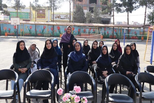 هفته تربیت‌بدنی با شور و انرژی در دبیرستان شاهد مرضیه 