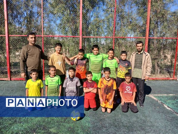 مسابقه فوتبال دوستانه در آموزشگاه شهید ابراهیم رضوی