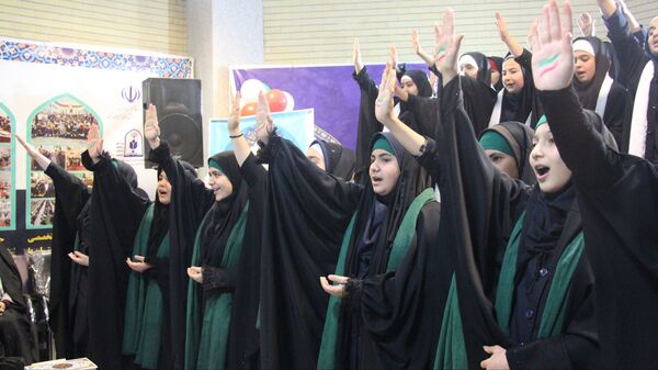 فعالیت‌های دانش‌آموزی ناحیه ۵ تبریز در نمایشگاه قرآن