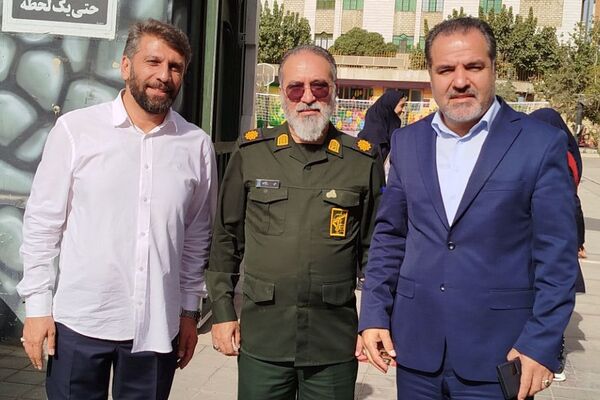 برگزاری «جشن جوانه ها» در دبیرستان راضیه شکرابی ناحیه دو شهرری 