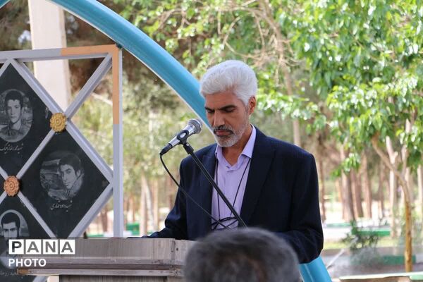 گرامی داشت مقام معلم و آئین گلباران مزار شهدای گمنام
