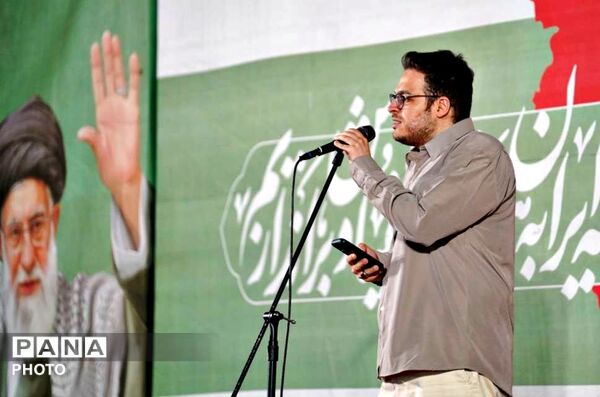 شکوه تاریخ زیر گنبد دانشگاه؛ آیین همدلی در پایتخت علم