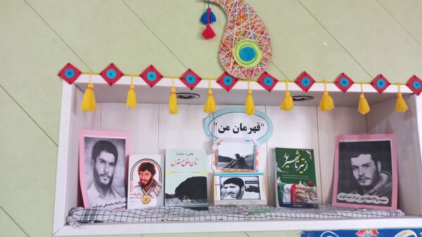 رونمایی از کتاب «پنج روایت از یک مرد زندگی» در اسدآباد