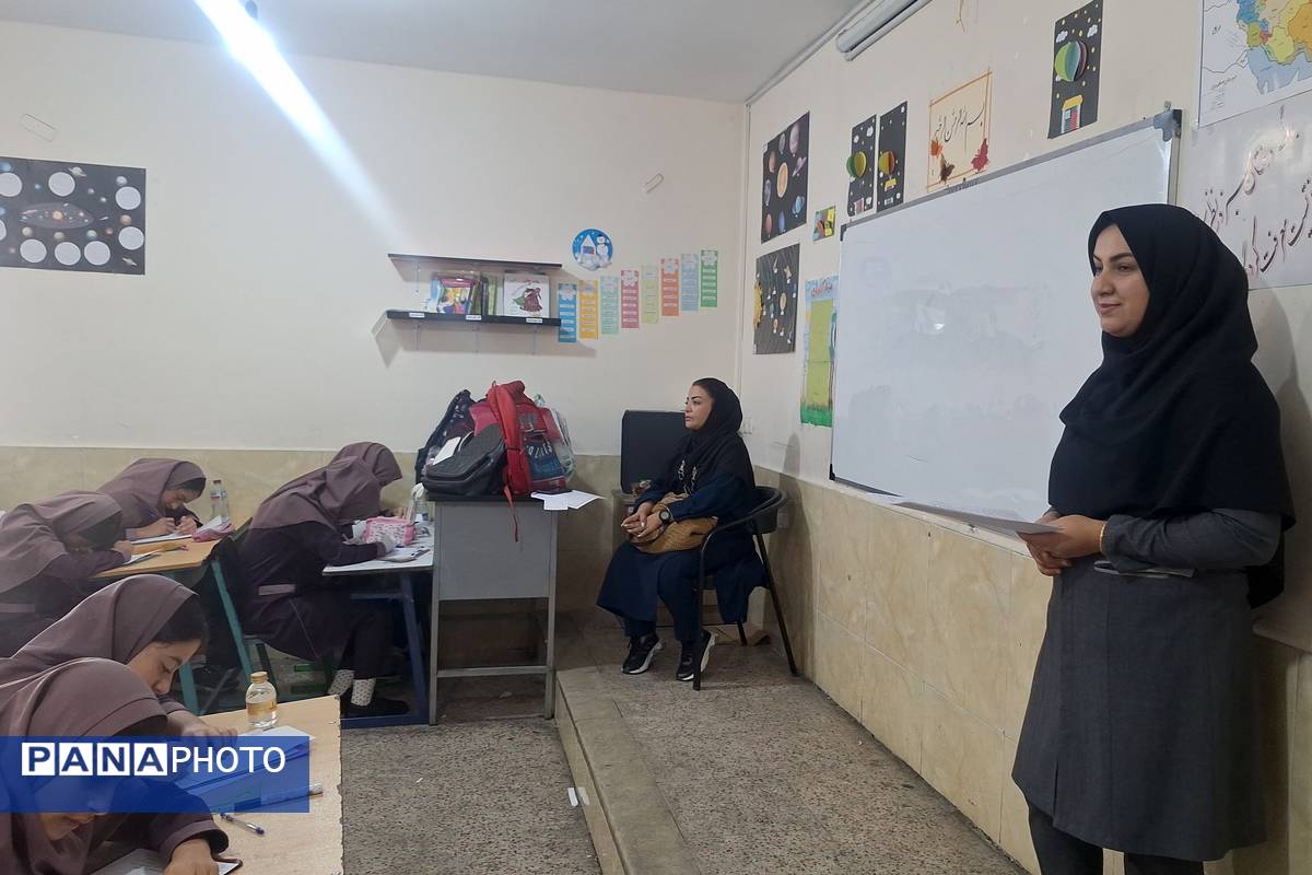 آغاز آزمون هماهنگ پایه ششم ناحیه ۳ شیراز 