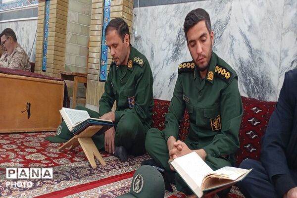 قرائت سوره فتح و اقامه نماز جماعت ظهر و عصر در مسجد جامع شهر بار