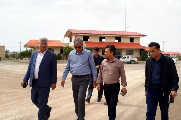 بازدید فرماندار  از شرکت زرین‌فلز کاشمر