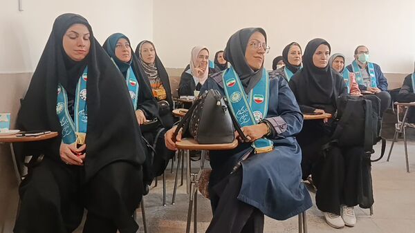 کارگاه توانمندسازی مربیان کاردان پیشتاز سازمان دانش‌آموزی ناحیه یک کرج 