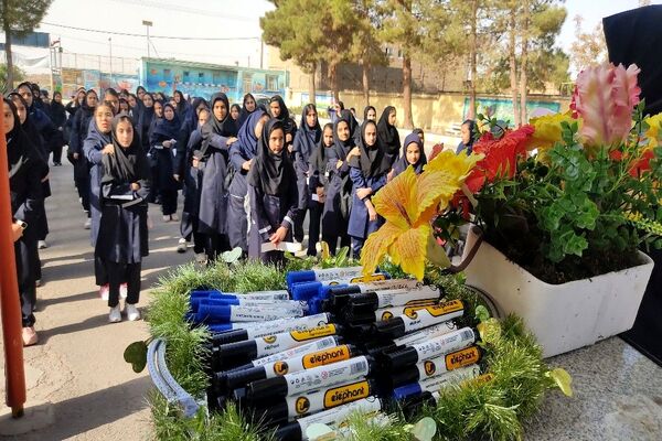 بازگشایی مدارس در دبیرستان دخترانه شهید مجید دهنوی نیشابور