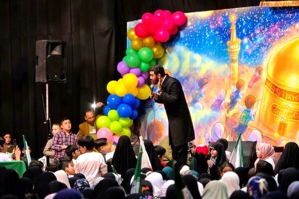 مناره‌ های میناب؛ برنامه ای به مناسبتِ میلادِ امام رضا (ع)