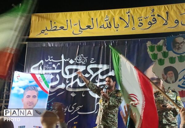 حضور گسترده مردم  خلیل آباد در یادبود شهید سجاد عسکری 