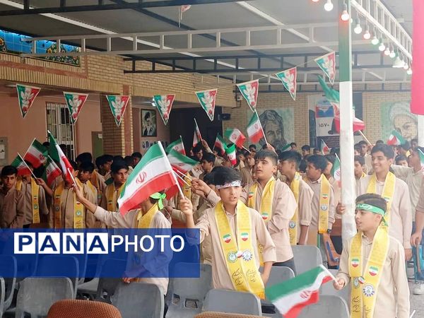 تجدید میثاق دانش‌آموزان سیریکی با آرمان‌های انقلاب در ۱۳ آبان 