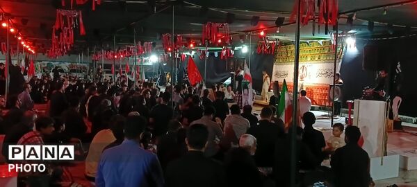 عزاداری شب‌های محرم در گلزار شهدای شجره طیبه میناب