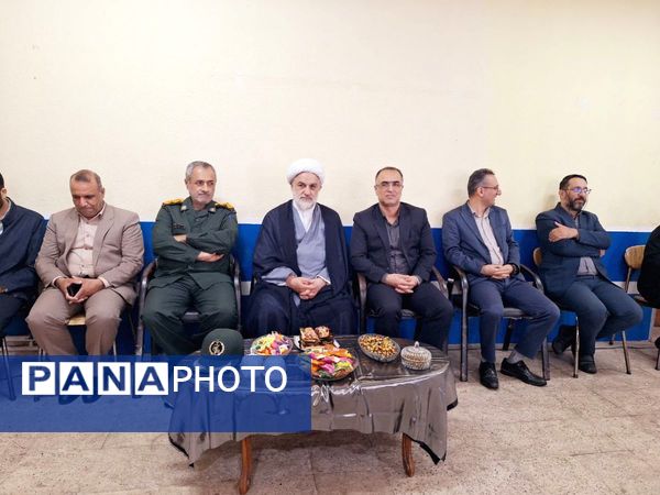 عطر شکوفه‌های پاییزی در املش