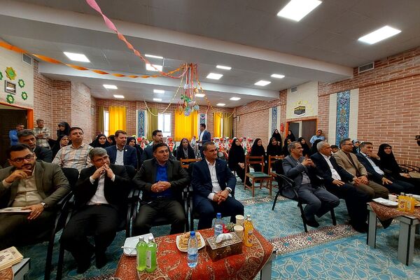 آیین سپاس معلم اداره کل آموزش و پرورش شهرستانهای تهران در کهریزک 