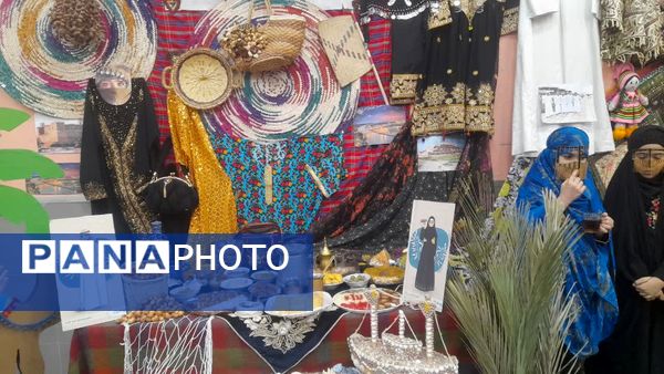 جشنواره قومی و محلی در دبستان آرمیتا مصلی نژاد ناحیه 7