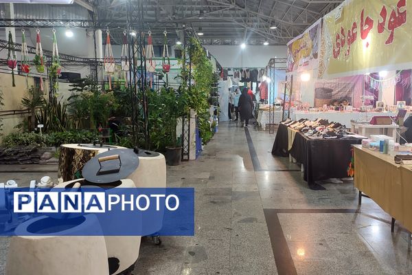 نمایشگاه فروش پاییزه در قائمشهر