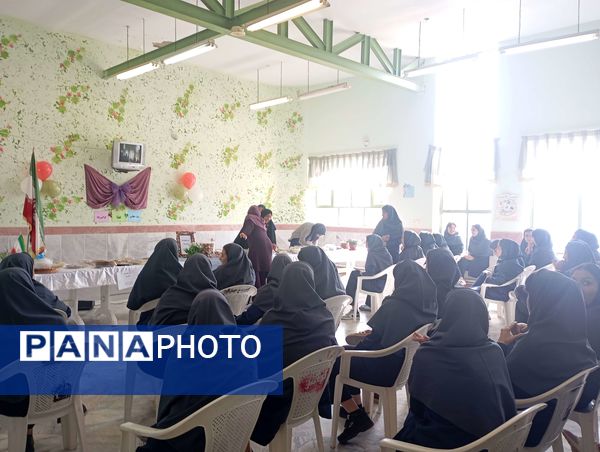 جشنواره غذا دبیرستان شهید تاجی(فضلیت)