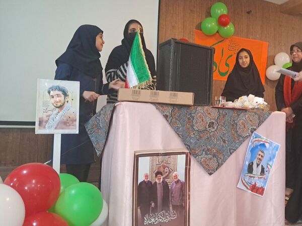 جشن ایرانمون دبیرستان انیس خوشقدم در اعیاد شعبانیه 