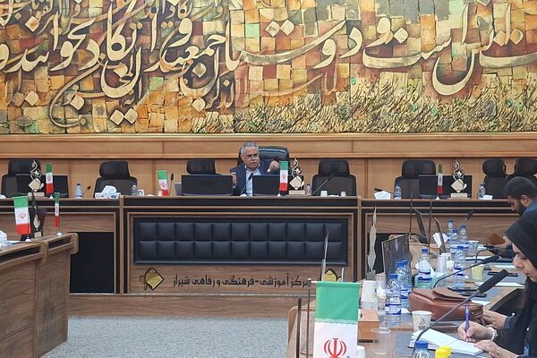 آموزش خانواده مهمترین راه حل در تربیت دانش‌آموزان