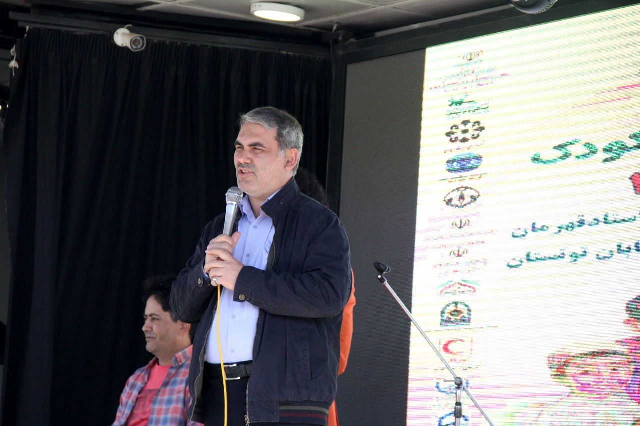 آینده ایران در گرو تربیت نسلی شاداب و با انگیزه است