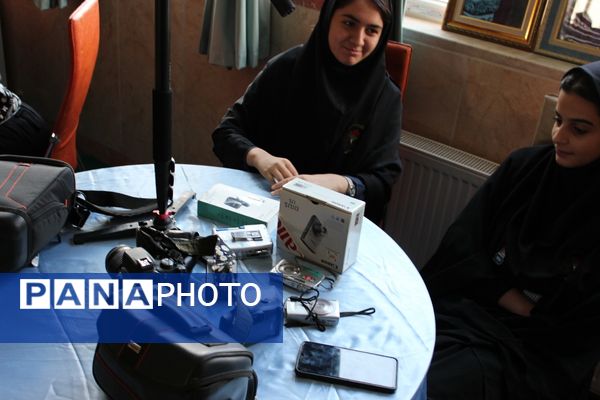 افتتاحیه مسابقات فرهنگی‌هنری «امید فردا» در مدرسه شاهد منتصرین ورامین