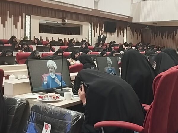 اجلاس نماز ، خانواده و کاهش آسیب های اجتماعی در مشهد