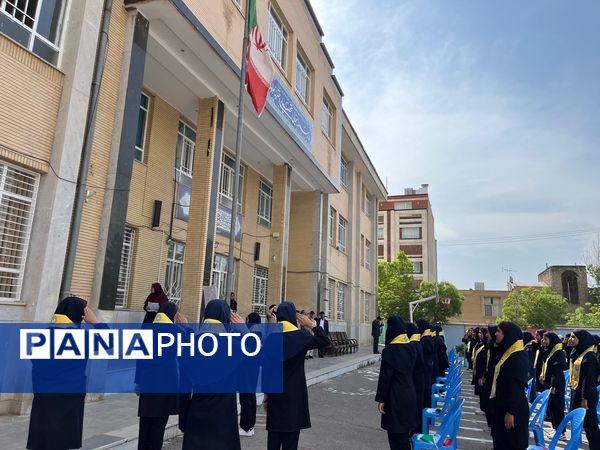  بازدید ارزیاب تخصصی سازمان دانش‌آموزی از فعالیت‌های مدارس تشکیلاتی سازمان دانش‌آموزی مناطق ۱۷ گانه استان چهارمحال وبختیاری