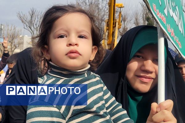 راهپیمایی ۲۲ بهمن، آینه تمام‌نمای همبستگی ملی