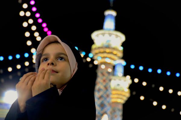 عید امامت در حرم امام رضا(ع)