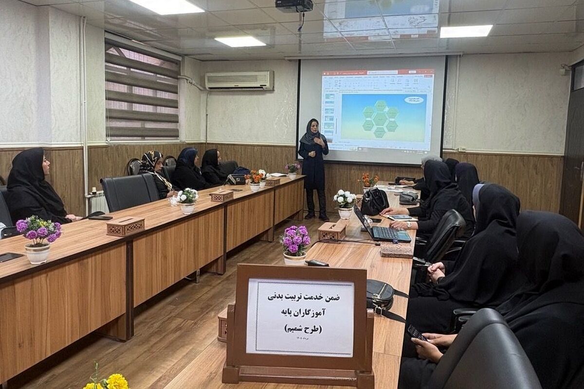 تربیت بدنی نقش بنیادین در سلامت جسمانی - روانی، رشد اجتماعی و روحیه کار تیمی دانش آموزان دارد