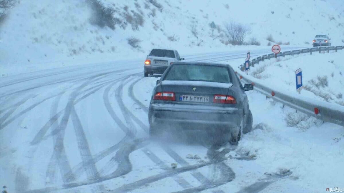 انسداد ۲۲ محور شریانی و غیر شریانی در راه‌های کشور