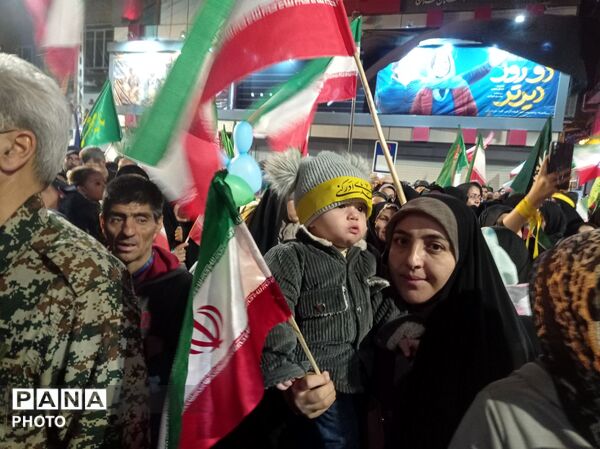 فرهنگیان بسیج ملایری در تجمع اقتدار