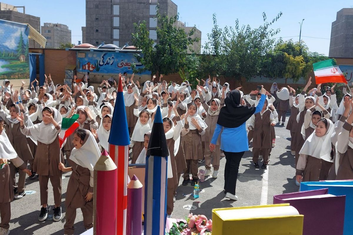 مدرسه باید ‌به کانون امید، یادگیری، گفت‌وگو و آرامش تبدیل شود‌