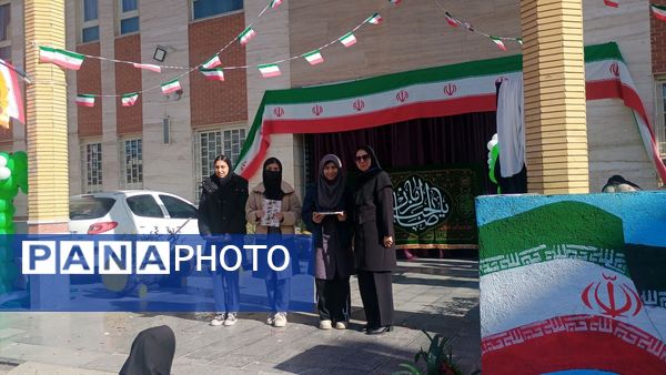   جشن شعبانیه در دبیرستان دخترانه ذبیح الله هوشیار مشهد