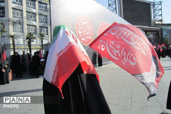 قدم‌هایی به عشق کربلا؛ روایت دلدادگان حسینی در پیاده‌روی جاماندگان اربعین