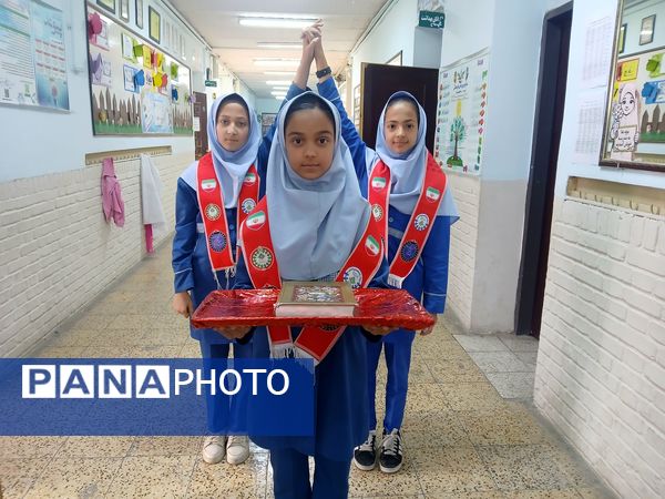 مراسم صبحگاهی در مدرسه دخترانه بنت الهدی صدر۲ 