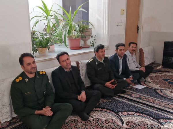 تجدید میثاق با آرمان‌های شهیدان و تقدیر از خانواده‌های معزز شهدا