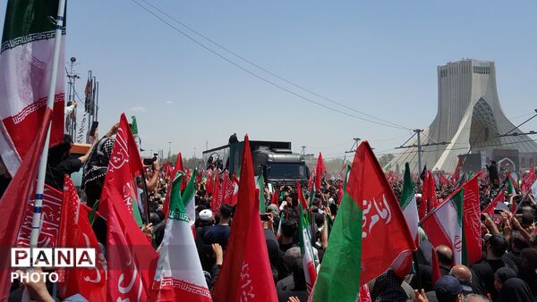 خروش میلیونی در بدرقه بزرگ‌مرد جهان اسلام