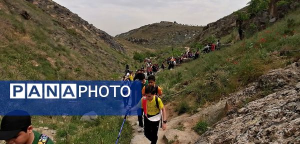 اردوی کوهپیمایی دانش آموزان پیشتاز ناحیه ۷ مشهد