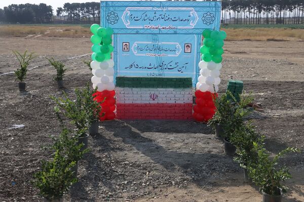تداوم نهضت مدرسه‌سازی در کهریزک، خشت‌گذاری مدرسه ۱۵ کلاسه در مسکن مهر
