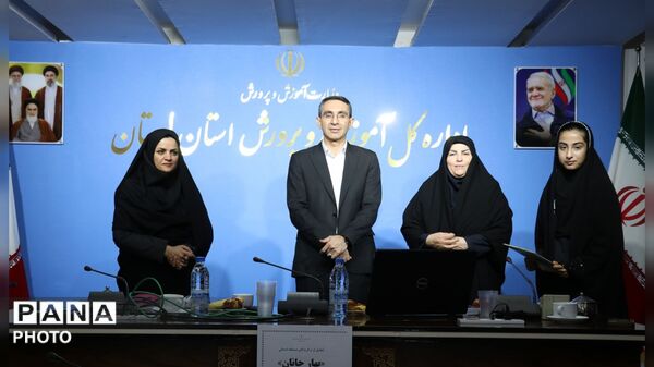 تجلیل از برگزیدگان جشنواره‌های «بهار جانان» و «خانواده، امید فردا» در استان لرستان