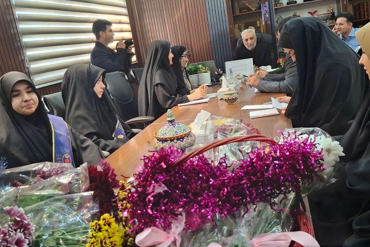 دیدار همیار مشاوران دبیرستان فنی سیدالشهدا با مدیریت آموزش و پرورش ناحیه یک شهرری 