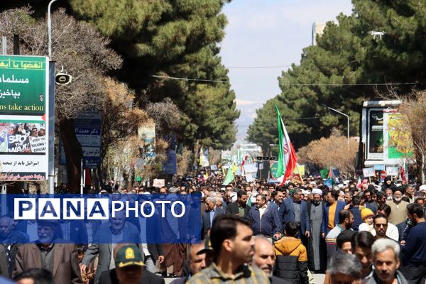 طنین فریاد قدس در خیابان‌های تربت حیدریه 