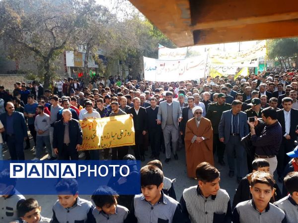 راهپیمایی روز ۱۳ آبان در شهرستان سملقان